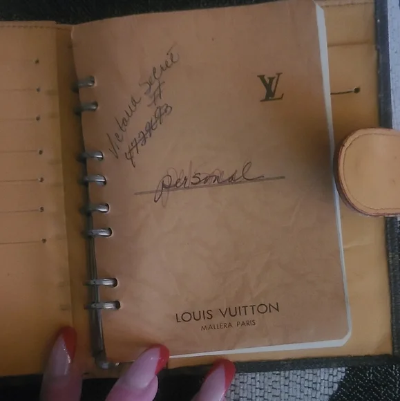LOUIS VUITTON Address, Business, Journal, Agender, Notes, Book, Office Book,hp🔥 - Picture 6 of 16
